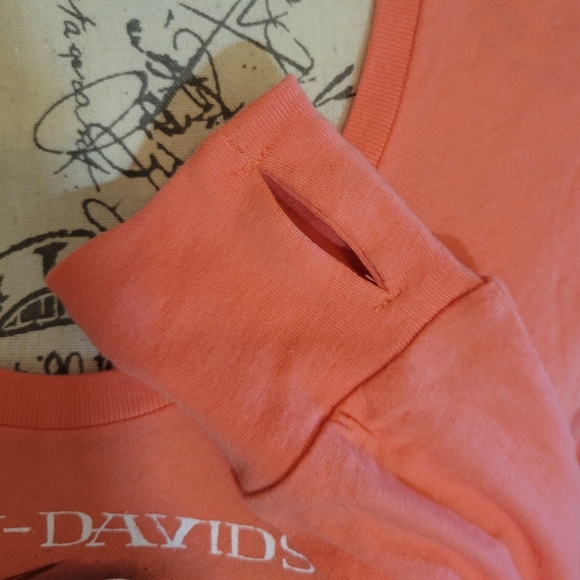 Harley Davidson Peach Long Sleeve Thumbhole Top. - Picture 4 of 6